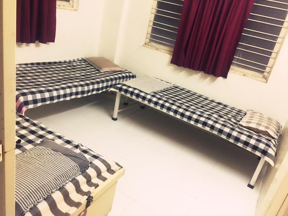 ناسيك Shree Balaji Guest House الغرفة الصورة